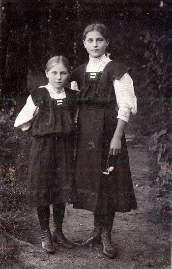 Die Schwestern Wilstermann ca. 1908